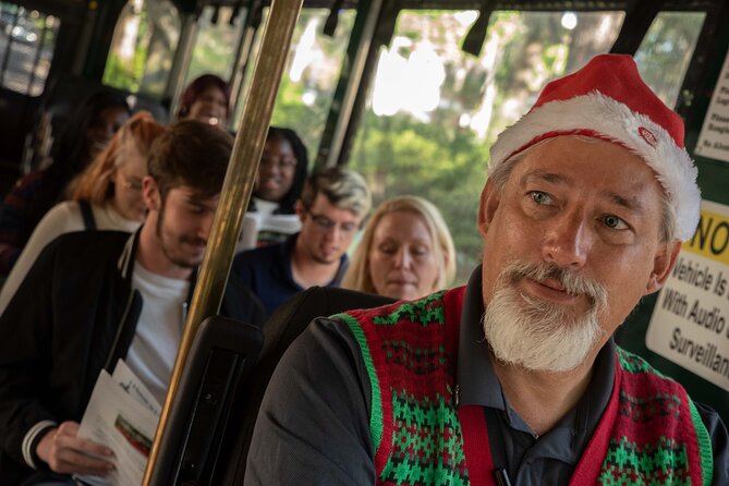 Savannah Holiday Sights and Festive Nights Trolley Tour - City Market and the Father Christmas stop