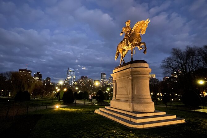 Self-Guided Boston Christmas Tour - A short Christmas walk through central Boston