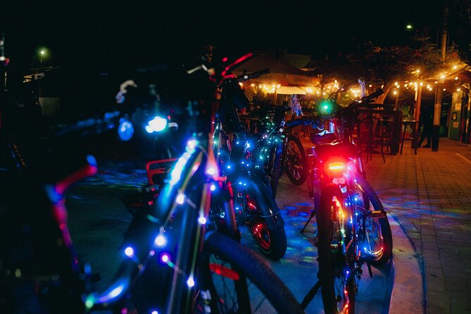 Semi-Private Christmas Edition Twilight Glow E-Bike Oranjestad - Along Eagle Beach and Druif Beach