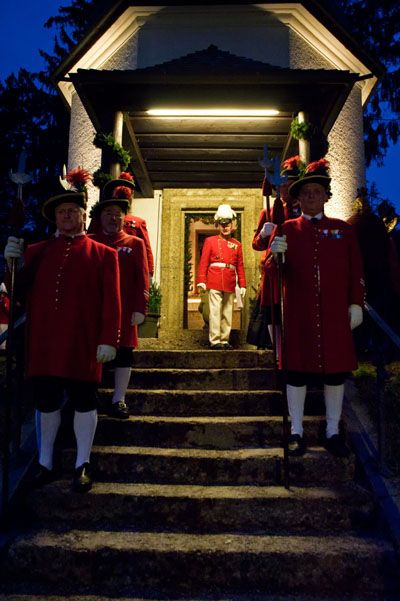 Silent Night Oberndorf Christmas Eve Tour from Salzburg - What the $88 price gets you