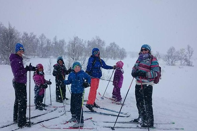 Skiing in winter wonderland - From Trondheim Torg to the snowy forest