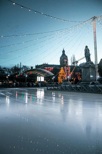 Stockholm: Christmas Markets & Lights Guided Walking Tour - Swedish Christmas customs beyond the market stalls