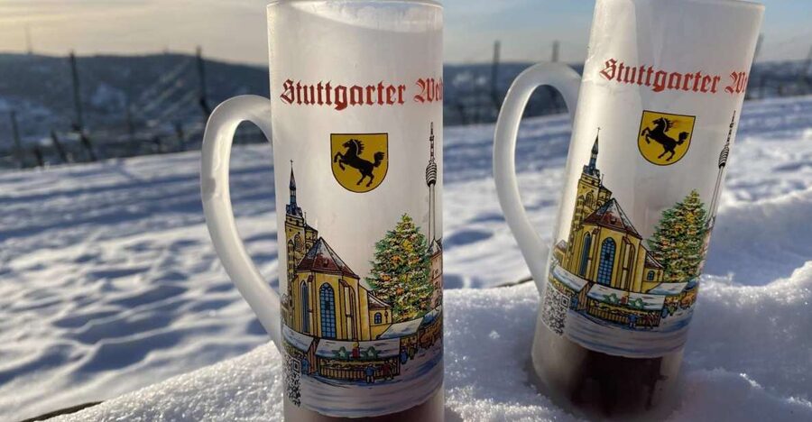 Stuttgart: Guided Glühwein Tour - Walking through Stuttgart’s winter vineyards