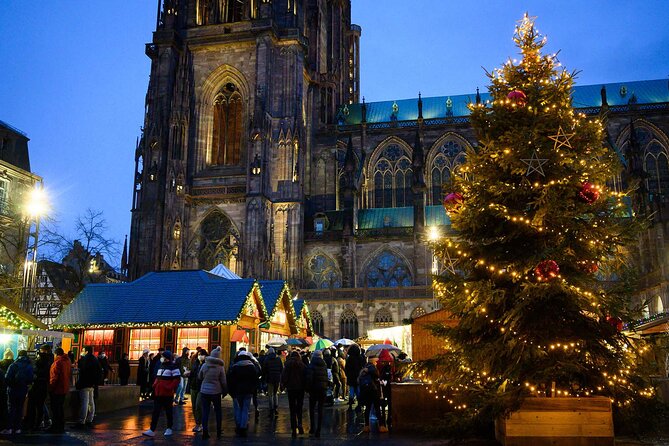 Taste, Stroll & Discover Strasbourg’s Christmas Magic - Timing, walking, and seasonal crowds