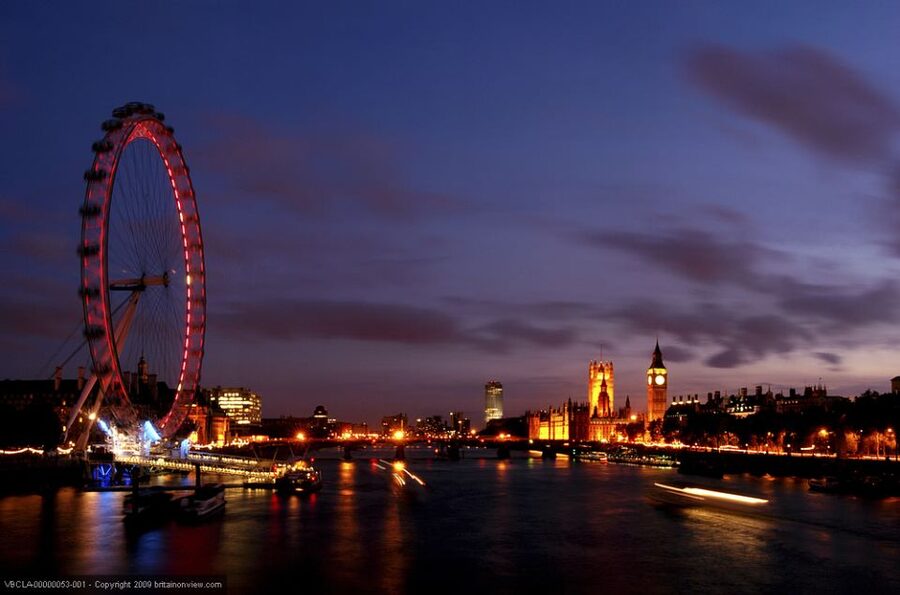 Tour of London and Christmas Day Lunch Cruise - What the river views add