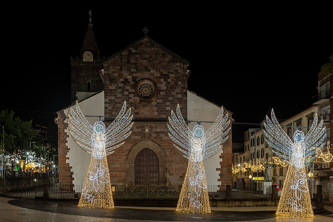 Tuk Tuk Funchal Magic Christmas Lights - Why this 7 pm tuk tuk ride works well in Funchal