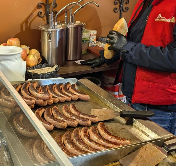 Vienna: Christmas Market Food and Drinks Tour - Key points to know before booking