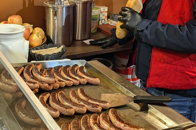 Vienna Guided Christmas Market Food and Drink Tour - What the food and drinks add to the experience