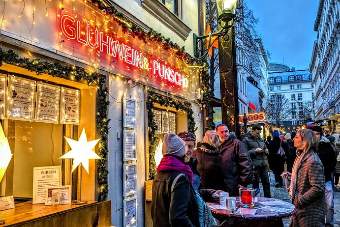 Vienna Guided Christmas Market Food and Drink Tour - Why the eight-person limit matters