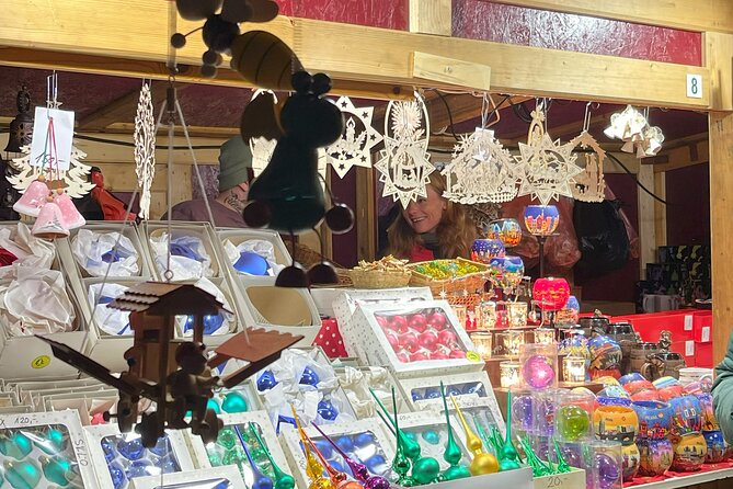 Walking tour in Prague Christmas Market and Festivities - Is $99 per person a fair price?