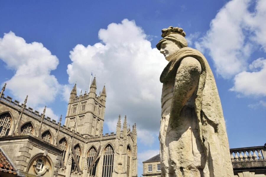 Windsor, Bath, Stonehenge & Salisbury with Christmas Lunch - Coach travel, guide, and the pace of the day