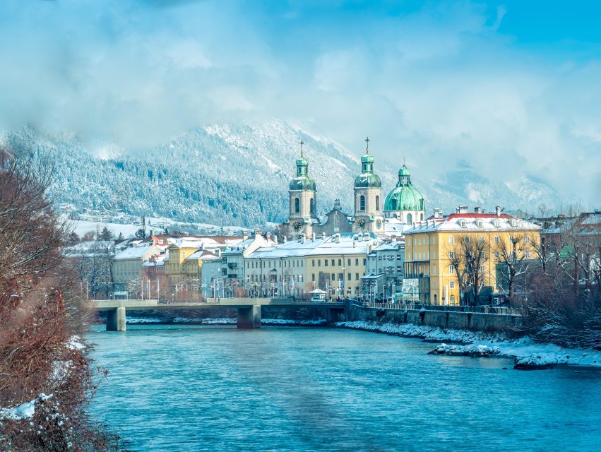 Winter Magic of Innsbruck: Christmas Spirit & Alpine Views - Guide quality and language choice